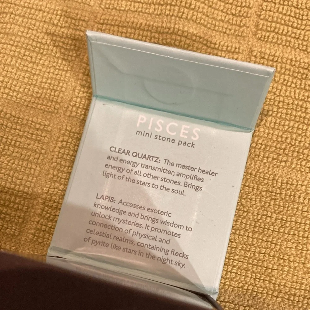 NWOT pisces mini stone pack, clear quartz & lapis ￼ - Picture 5 of 6